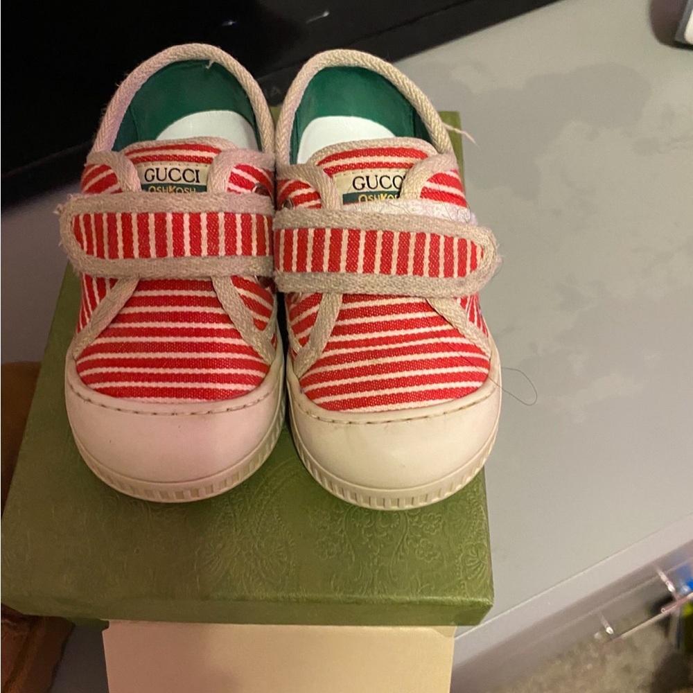 Toddler sneakers